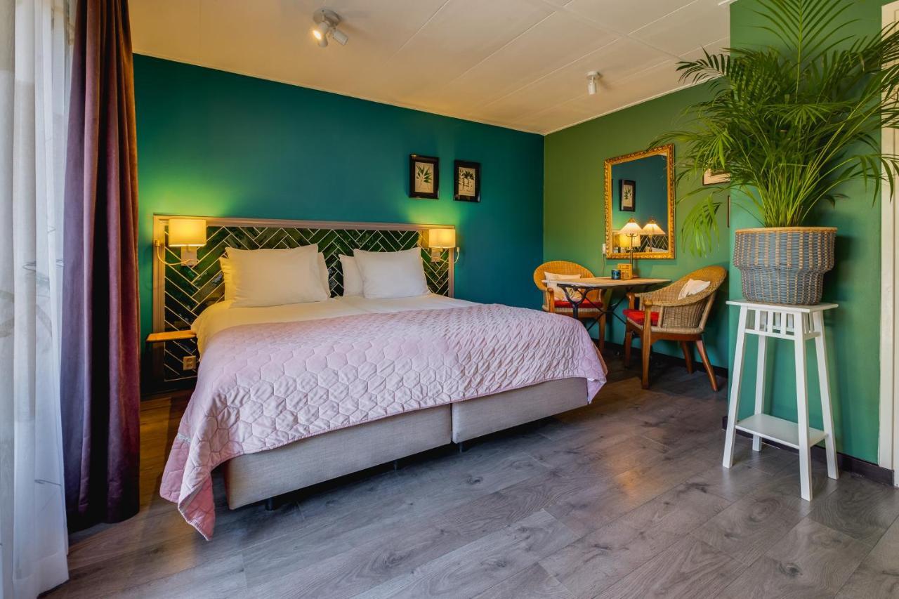 Double Room Balcony or Terrace,1019112196:JPEG